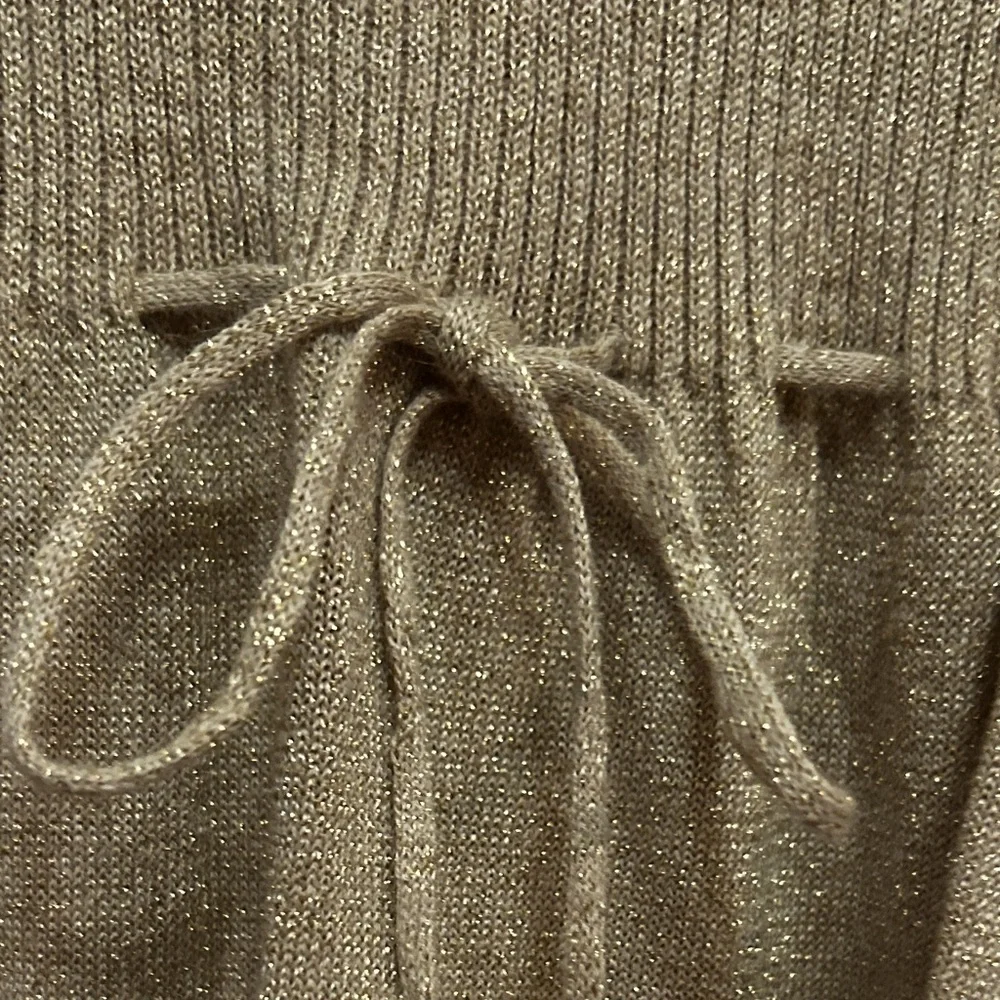 Vintage Ashley Judd Gold Mesh Sweater Top Medium - Picture 4 of 8